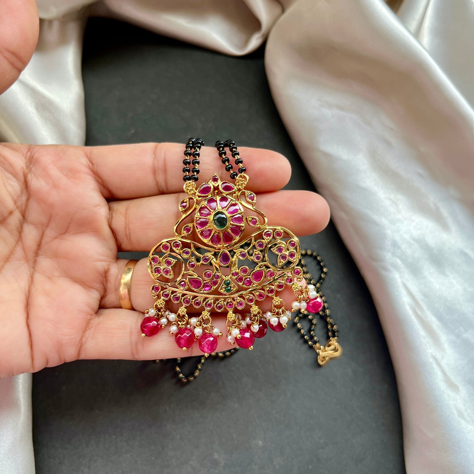 diamond mangalsutra,mangalsutra designs,wedding jewelry,black beads necklace,mangalsutra,mangalsutra designs,designer mangalsutra black beads,modern mangalsutra black beads,buy mangalsutra online black beads,mangalsutra price black beads,lightweight mangalsutra black beads