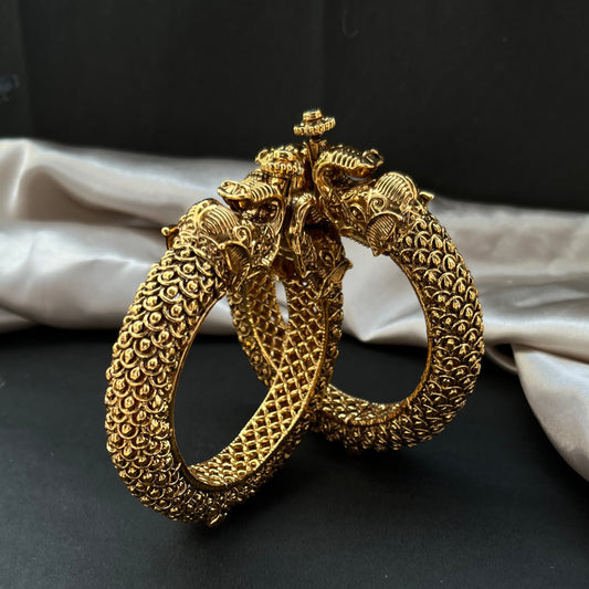 Note - 
Colour, shades, texture displayed may slightly vary from the actual product due to photography limitations. We humbly request you to consider these variations. We try our best to deliver the product pictures to 99% similar to the actual product