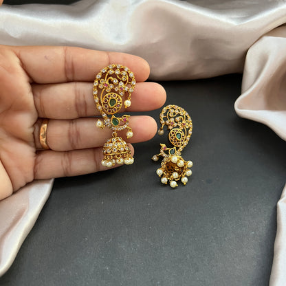 Gold look alike necklace set,Imitation jewelry,Artificial necklace set,Bridal / festive wear,Temple design / kundan / matte gold finish,Designer / traditional / ethnic