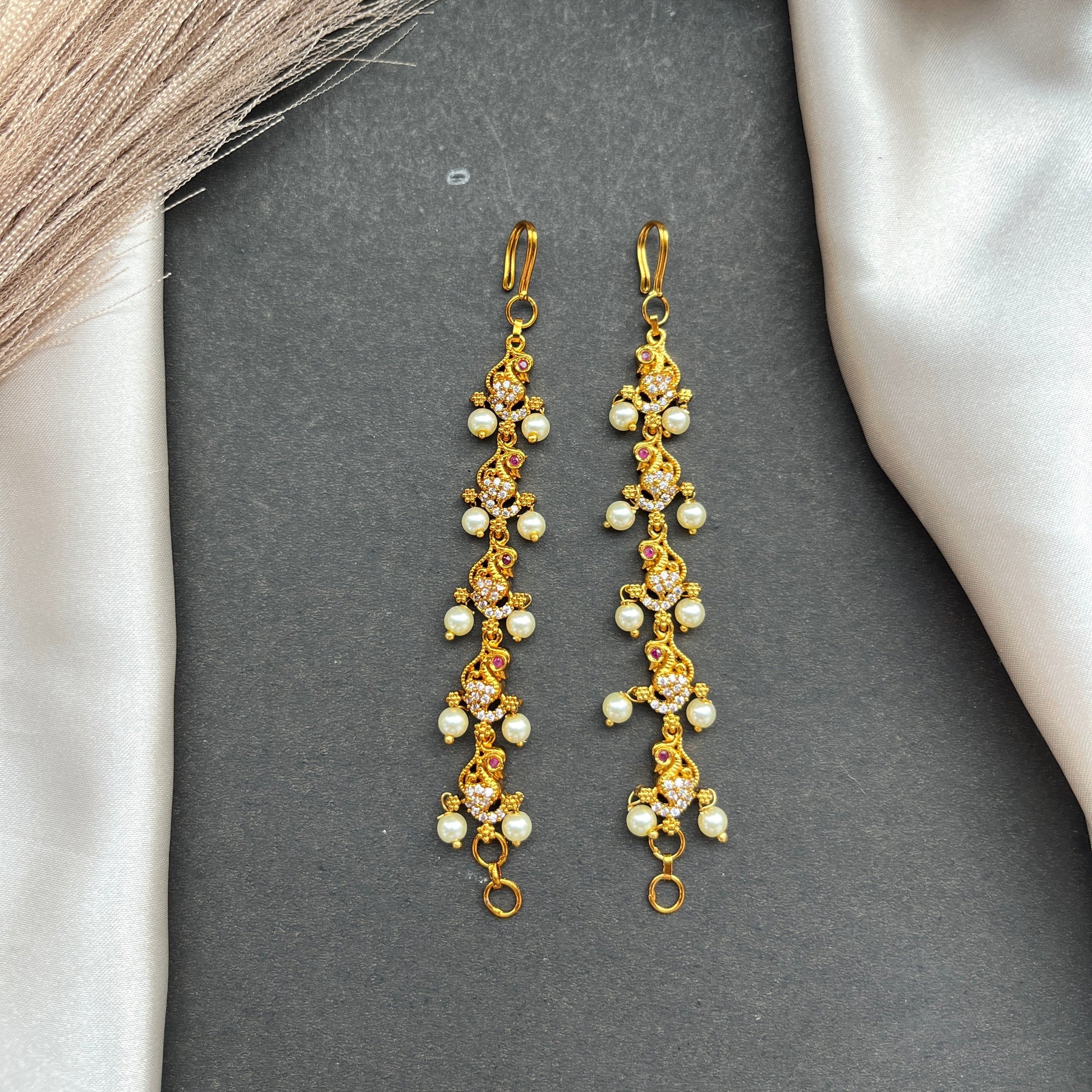 #onegramgold #onegramgoldjewellery #jewellery #southindianjewellery #bridaljewellery #jewelry #imitationjewellery #bangles #templejewellery #jewelrydesigner #fashion #hyderabad #onegramjewellery #czjewellery #necklace #trending #haram #earrings #fashionjewellery #weddingjewellery #onlineshopping #indianwedding #jewellerydesign #bridalset #jewel #trendy #chennai #bangalore #oxidisedjewellery #adjewellery
