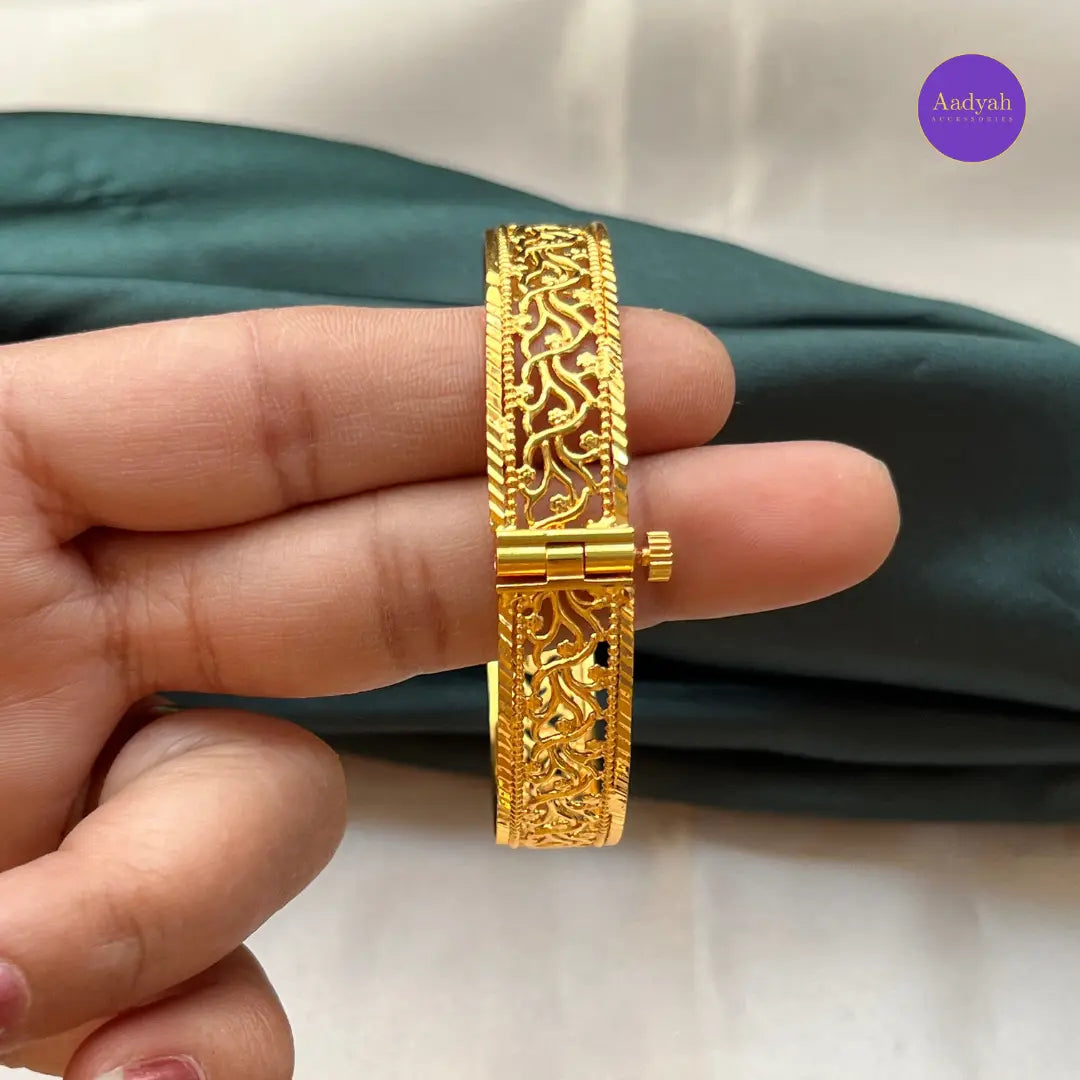 Micro Polish - Screw Kada Bangle - Single Piece