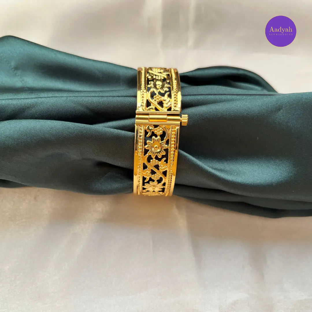 Micro Polish - Screw Kada Bangle - Single Piece