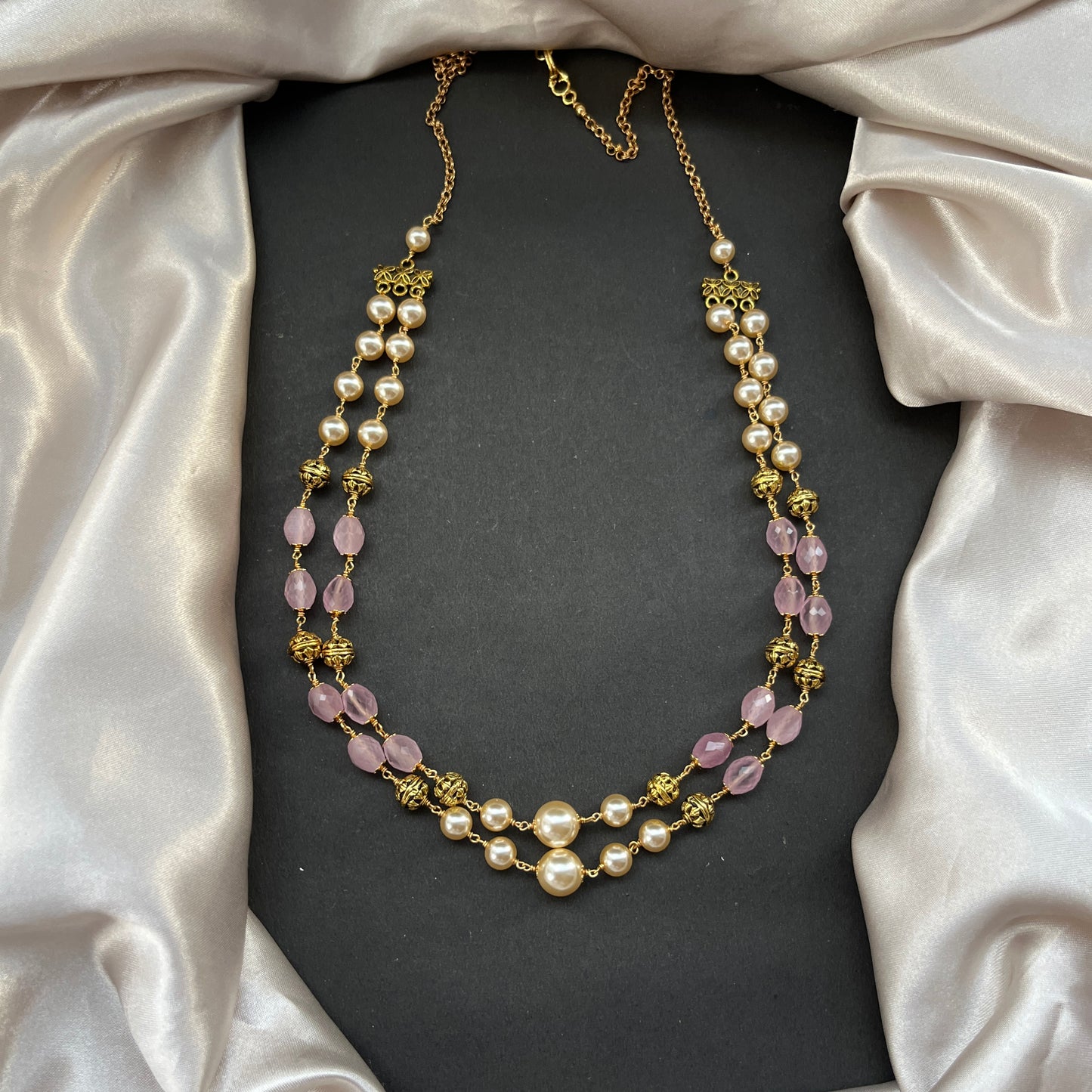 Gold look alike necklace set with matching earrings – traditional bridal imitation jewelry,Traditional gold tone necklace set – imitation kundan jewelry for festive and bridal wear