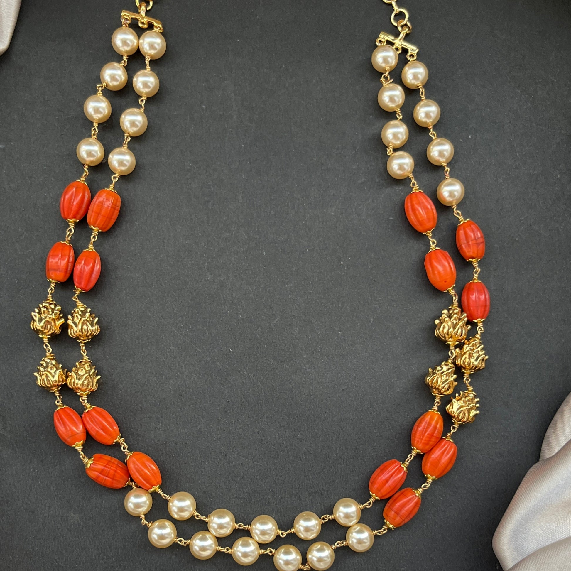 Gold look alike necklace set,Imitation jewelry,Artificial necklace set,Bridal / festive wear,Temple design / kundan / matte gold finish,Designer / traditional / ethnic