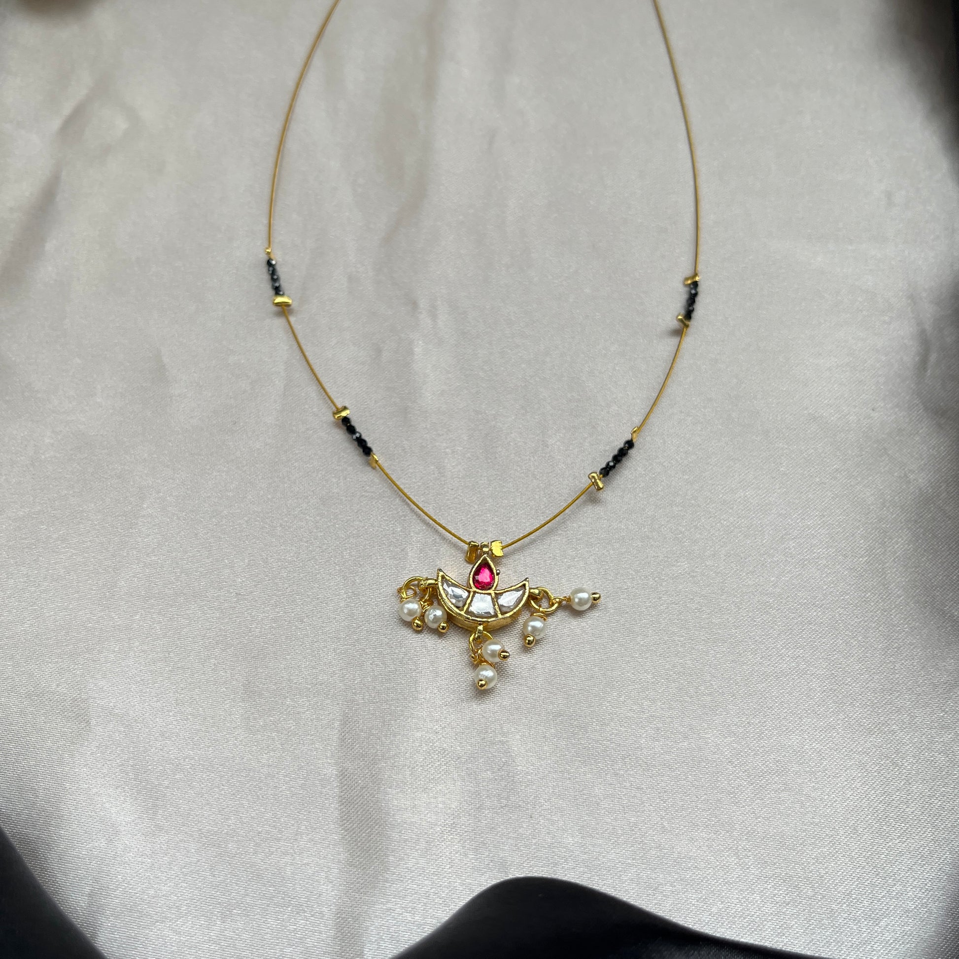 diamond mangalsutra,mangalsutra designs,wedding jewelry,black beads necklace,mangalsutra,mangalsutra designs,designer mangalsutra black beads,modern mangalsutra black beads,buy mangalsutra online black beads,mangalsutra price black beads,lightweight mangalsutra black beads