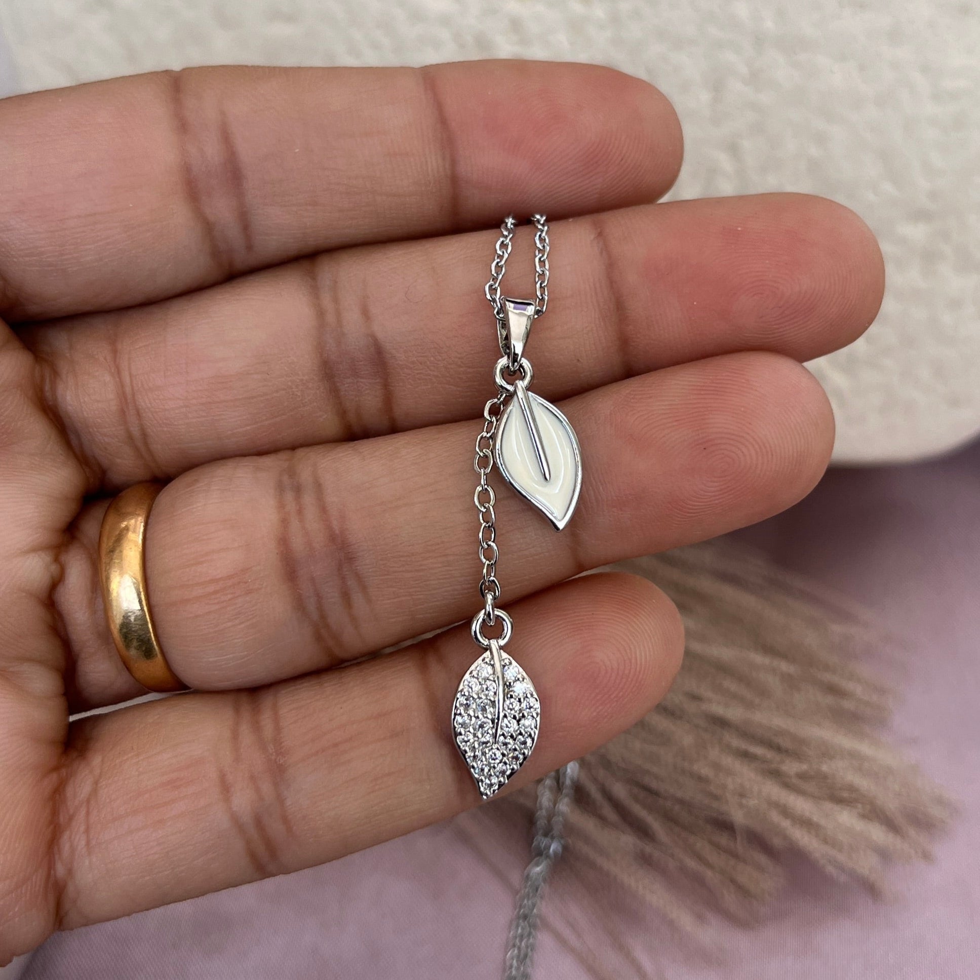 #stainlessteel #hercollection #forher #necklaces #bracelets #accessories #metal #küpe #giftideas #antitarnish #fashion #fashiontrends #onlinestore #new #stainlesssteelaccessories #earrings #stainlesssteel #explorepage #necklace #onlineshopping #custommade #gold #jewellerylove #jewellerydesign #accessoriesaddict #presents #newcollection #antitarnishjewelry