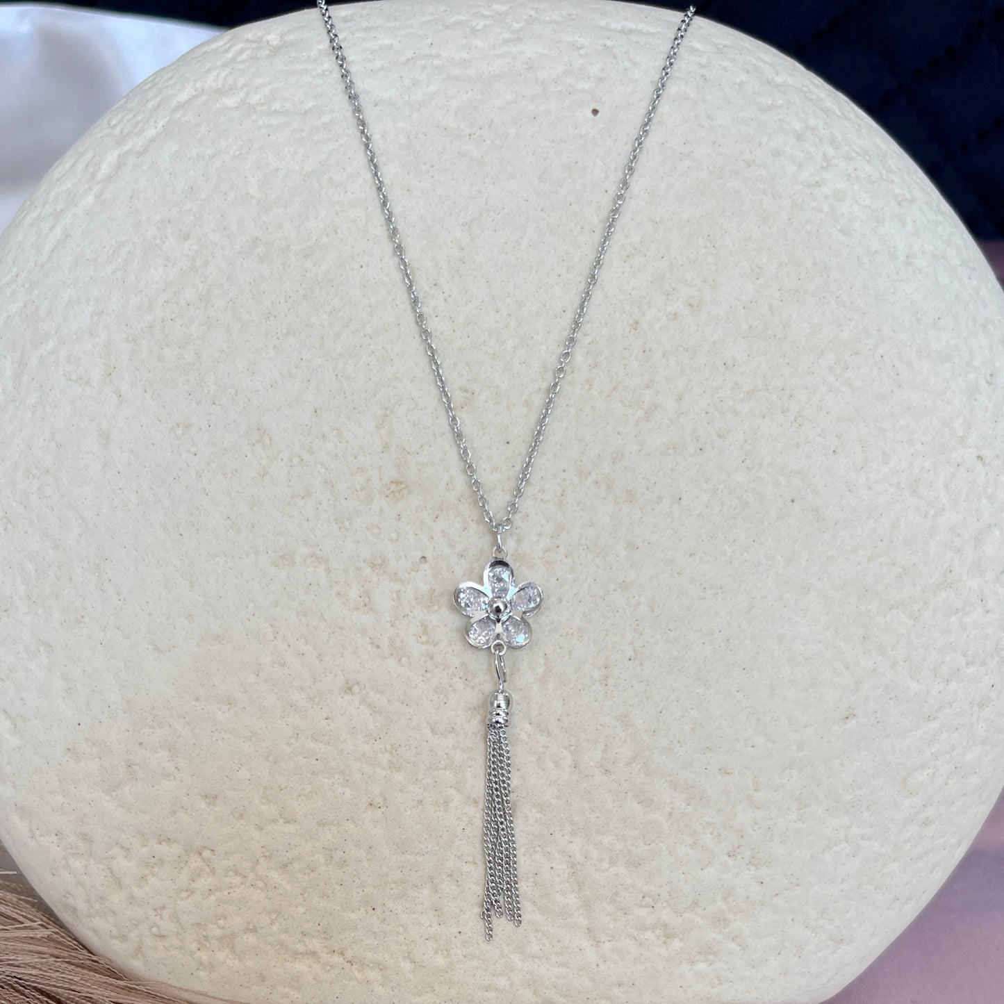 #stainlessteel #hercollection #forher #necklaces #bracelets #accessories #metal #küpe #giftideas #antitarnish #fashion #fashiontrends #onlinestore #new #stainlesssteelaccessories #earrings #stainlesssteel #explorepage #necklace #onlineshopping #custommade #gold #jewellerylove #jewellerydesign #accessoriesaddict #presents #newcollection #antitarnishjewelry