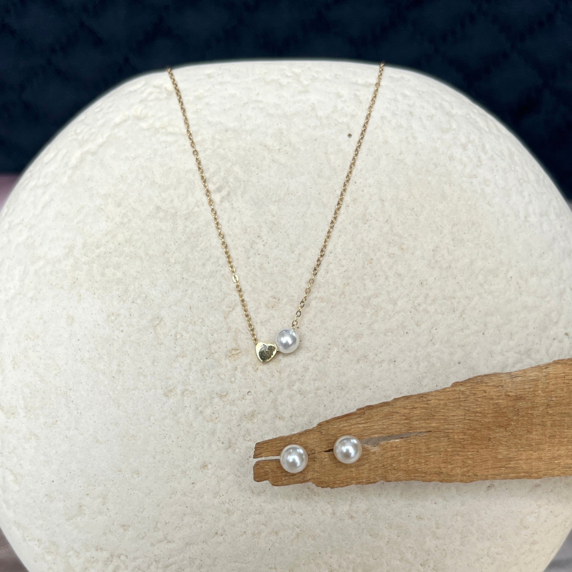 #stainlessteel #hercollection #forher #necklaces #bracelets #accessories #metal #küpe #giftideas #antitarnish #fashion #fashiontrends #onlinestore #new #stainlesssteelaccessories #earrings #stainlesssteel #explorepage #necklace #onlineshopping #custommade #gold #jewellerylove #jewellerydesign #accessoriesaddict #presents #newcollection #antitarnishjewelry