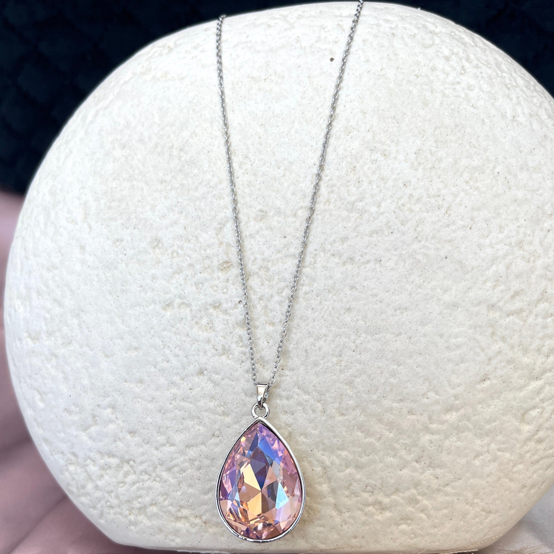 #stainlessteel #hercollection #forher #necklaces #bracelets #accessories #metal #küpe #giftideas #antitarnish #fashion #fashiontrends #onlinestore #new #stainlesssteelaccessories #earrings #stainlesssteel #explorepage #necklace #onlineshopping #custommade #gold #jewellerylove #jewellerydesign #accessoriesaddict #presents #newcollection #antitarnishjewelry