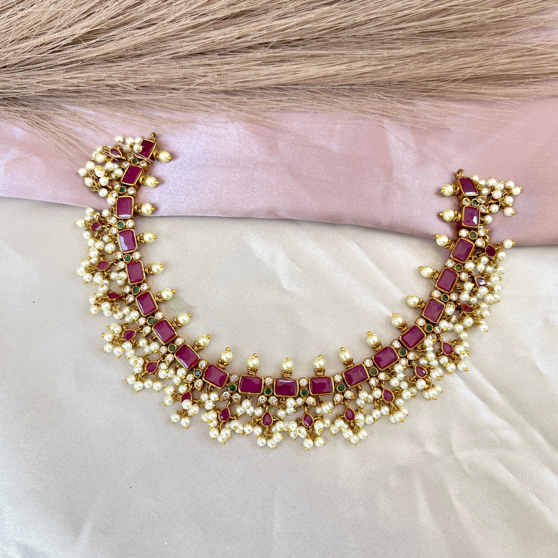   #onegram #bridaljewellery #onegramjewellery #destination #onlineshopping #onegramgold #accessories #jewellery #onegramgoldjewellery #nosepin #indianjewellery #rajwadijewellery #instagood #rajasthanijewellery #maharashtra #traditionaljewellery #instagram 