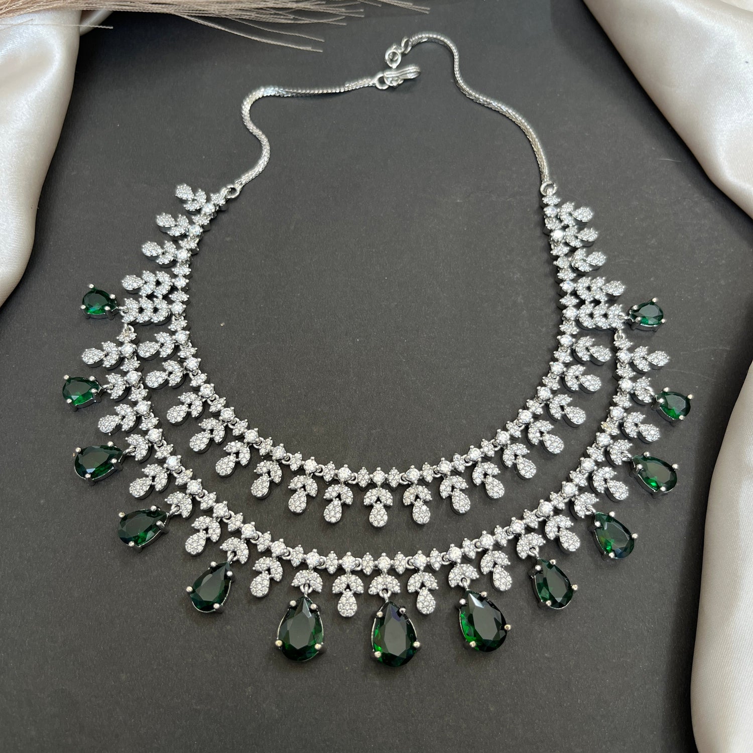 #instagood #handcrafted #silverjewelry #earrings #jewelrydesigner #fashion #reelsinstagram #trending #silver #kundan #rings #gemstones #handmade #accessories #jewelrydesign #bracelet #bride #jewelry #crystals #handmadejewelry #bangles #jewellery #necklace #smallbusiness #diamondring #design #style #instajewelry #beauty #jewellerylover
