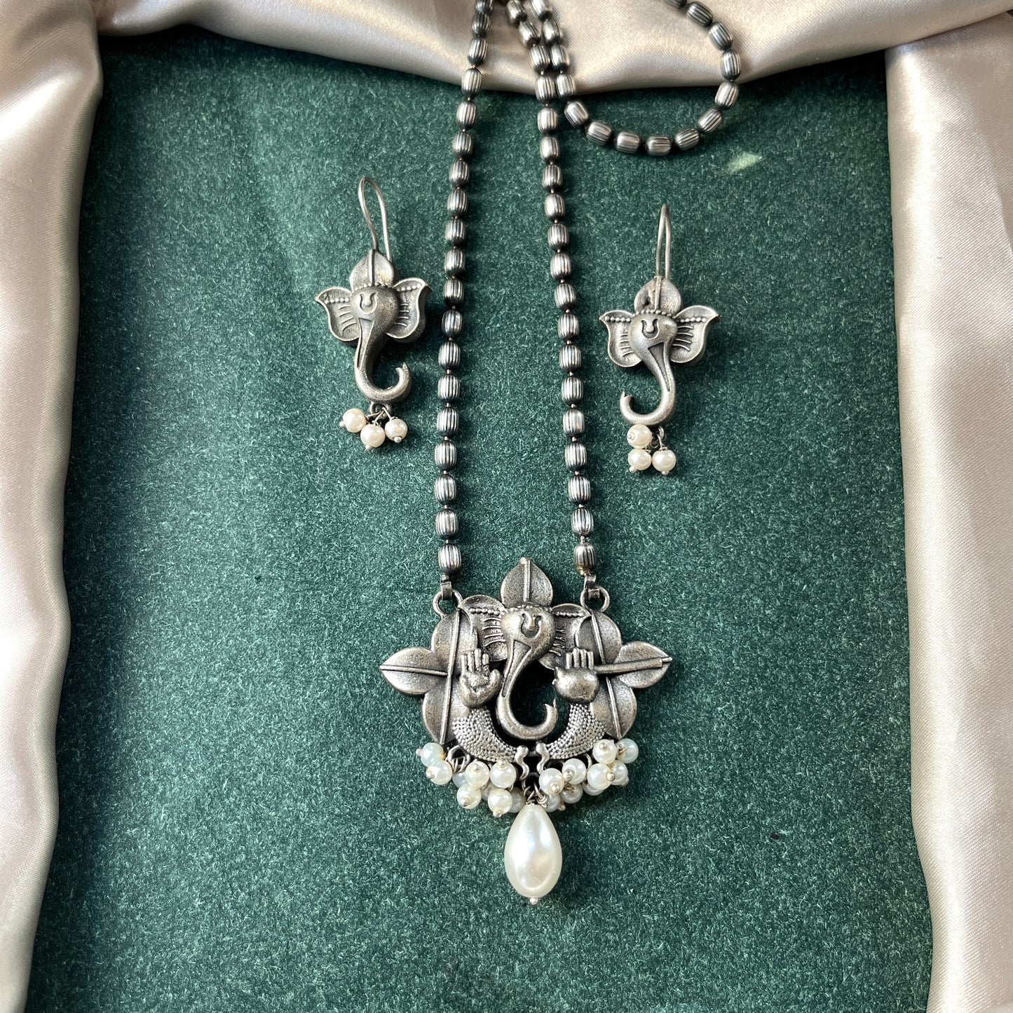 German silver look necklace set with oxidised polish .Traditional jewelry for everyday and festive use,Silver look alike necklace set with oxidised finish ethnic artificial jewelry for women
