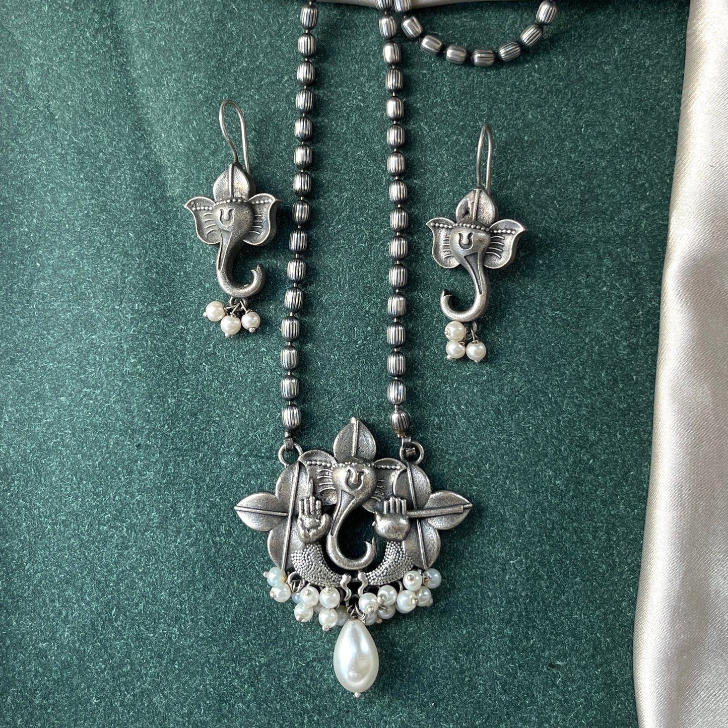 German silver look necklace set with oxidised polish .Traditional jewelry for everyday and festive use,Silver look alike necklace set with oxidised finish ethnic artificial jewelry for women