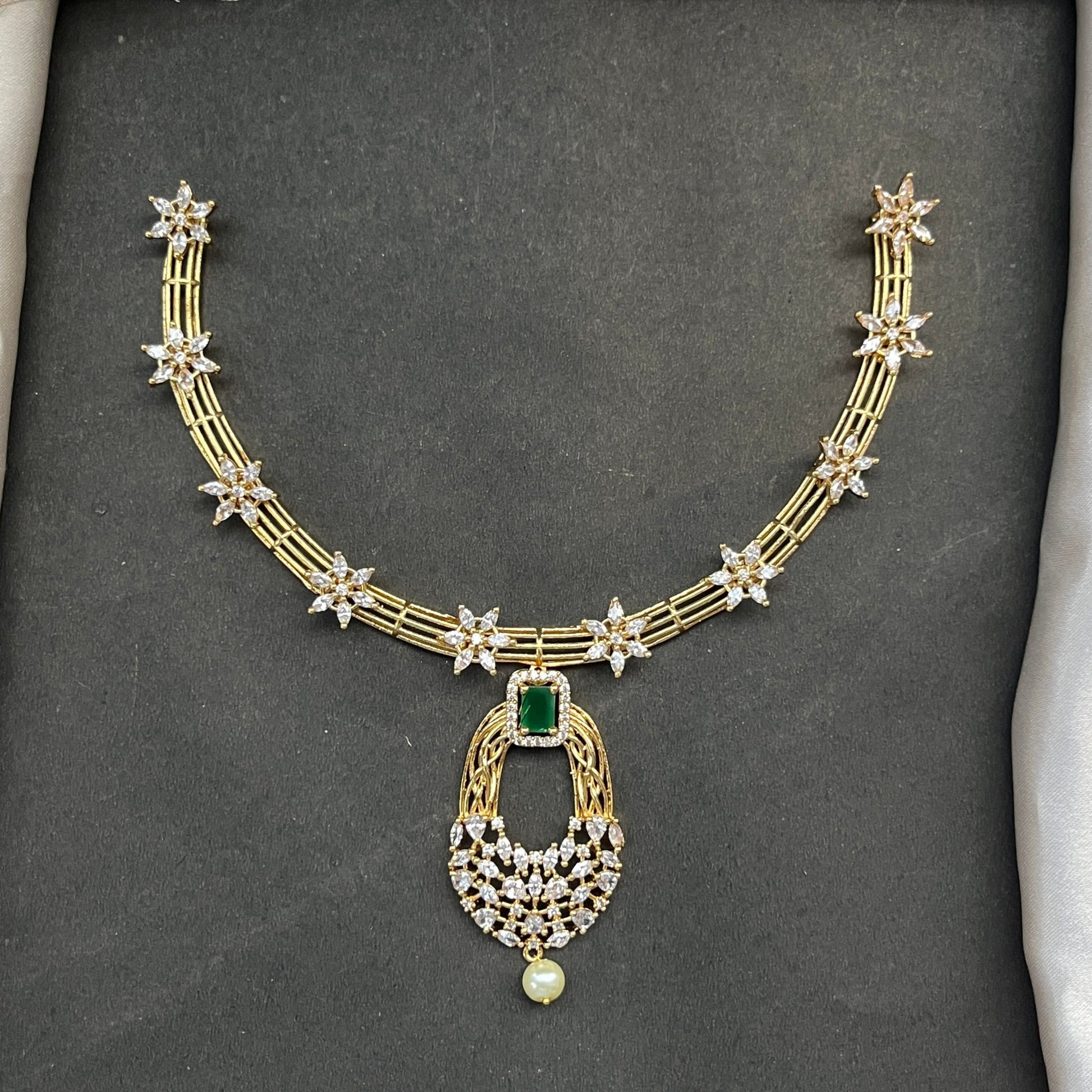 Gold look alike necklace set,Imitation jewelry,Artificial necklace set,Bridal / festive wear,Temple design / kundan / matte gold finish,Designer / traditional / ethnic