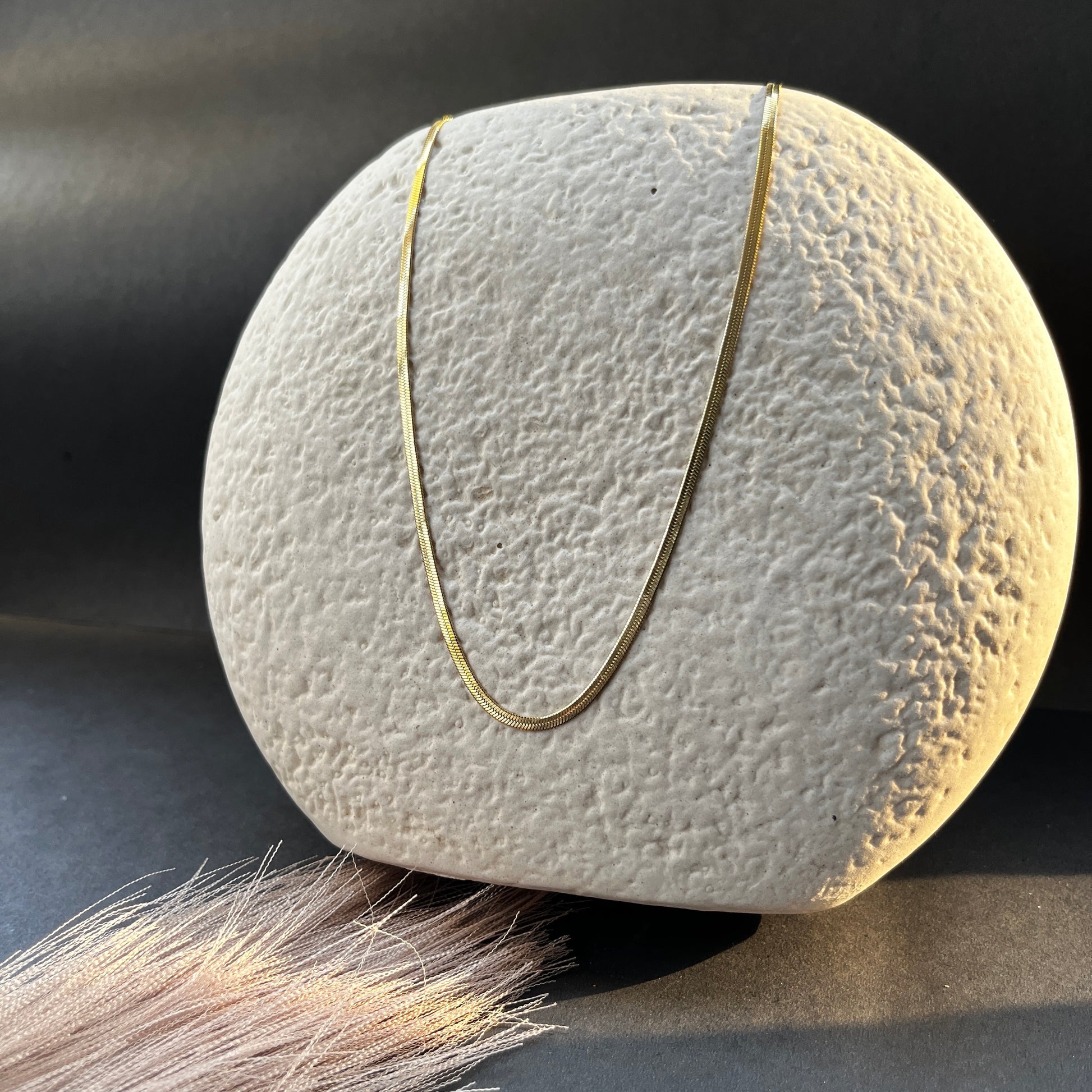 18K gold plated minimalist necklace anti-tarnish daily wear jewelry for women,18K gold plated dainty bracelet ,anti-tarnish finish, perfect for office wear and casual looks