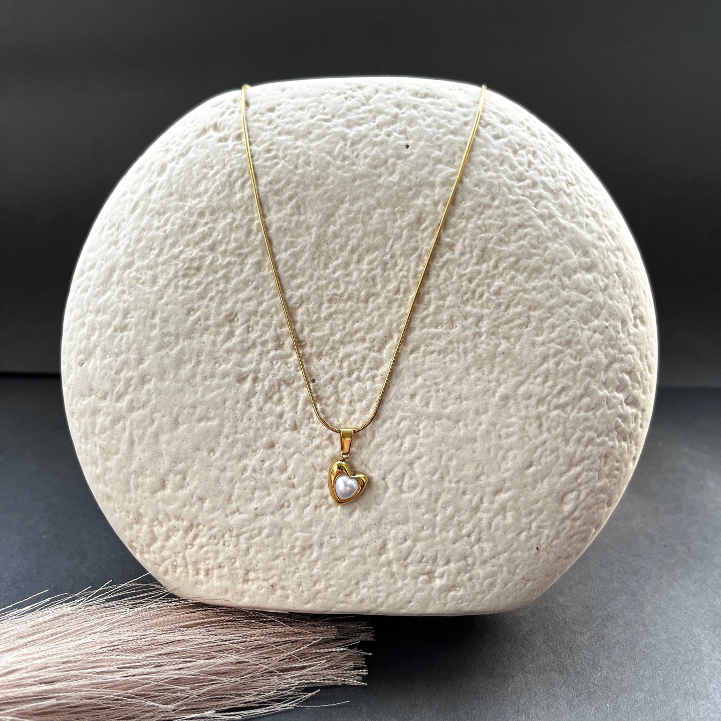 "18k gold plated jewelry anti tarnish jewelry minimal gold jewelry daily wear jewelry waterproof jewelry hypoallergenic jewelry gold tone minimal jewelry
dainty gold jewelry everyday jewelry modern jewelry office wear jewelry lightweight jewelry stackable rings minimalist necklaces gold plated studs"