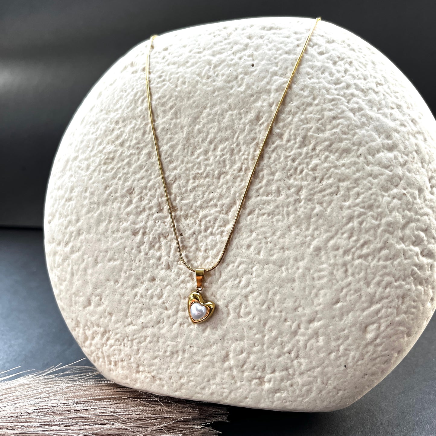 "18k gold plated jewelry anti tarnish jewelry minimal gold jewelry daily wear jewelry waterproof jewelry hypoallergenic jewelry gold tone minimal jewelry
dainty gold jewelry everyday jewelry modern jewelry office wear jewelry lightweight jewelry stackable rings minimalist necklaces gold plated studs"