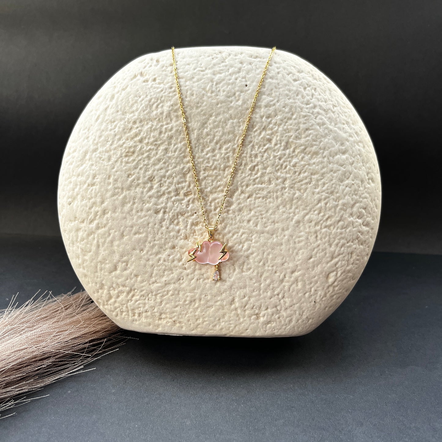 18K gold plated minimalist necklace anti-tarnish daily wear jewelry for women,18K gold plated dainty bracelet ,anti-tarnish finish, perfect for office wear and casual looks
