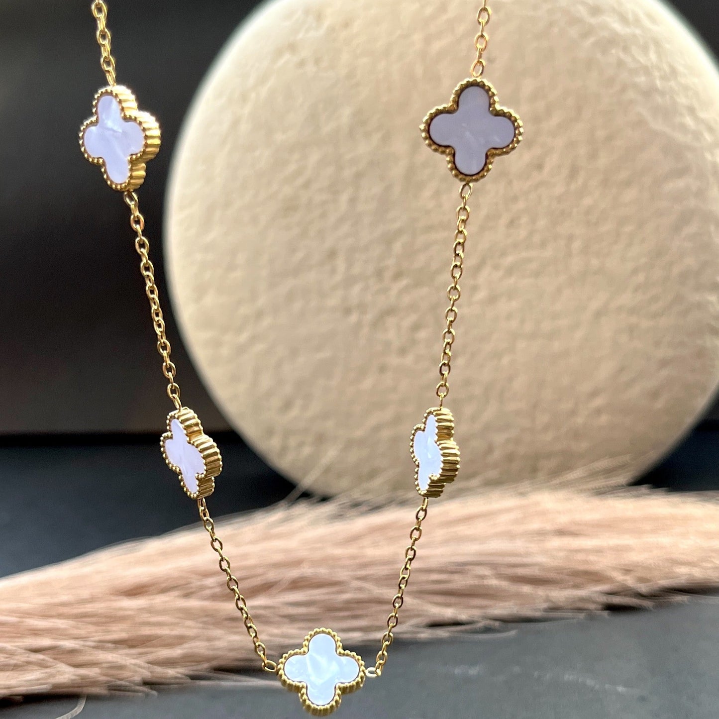 18K gold plated minimalist necklace anti-tarnish daily wear jewelry for women,18K gold plated dainty bracelet ,anti-tarnish finish, perfect for office wear and casual looks