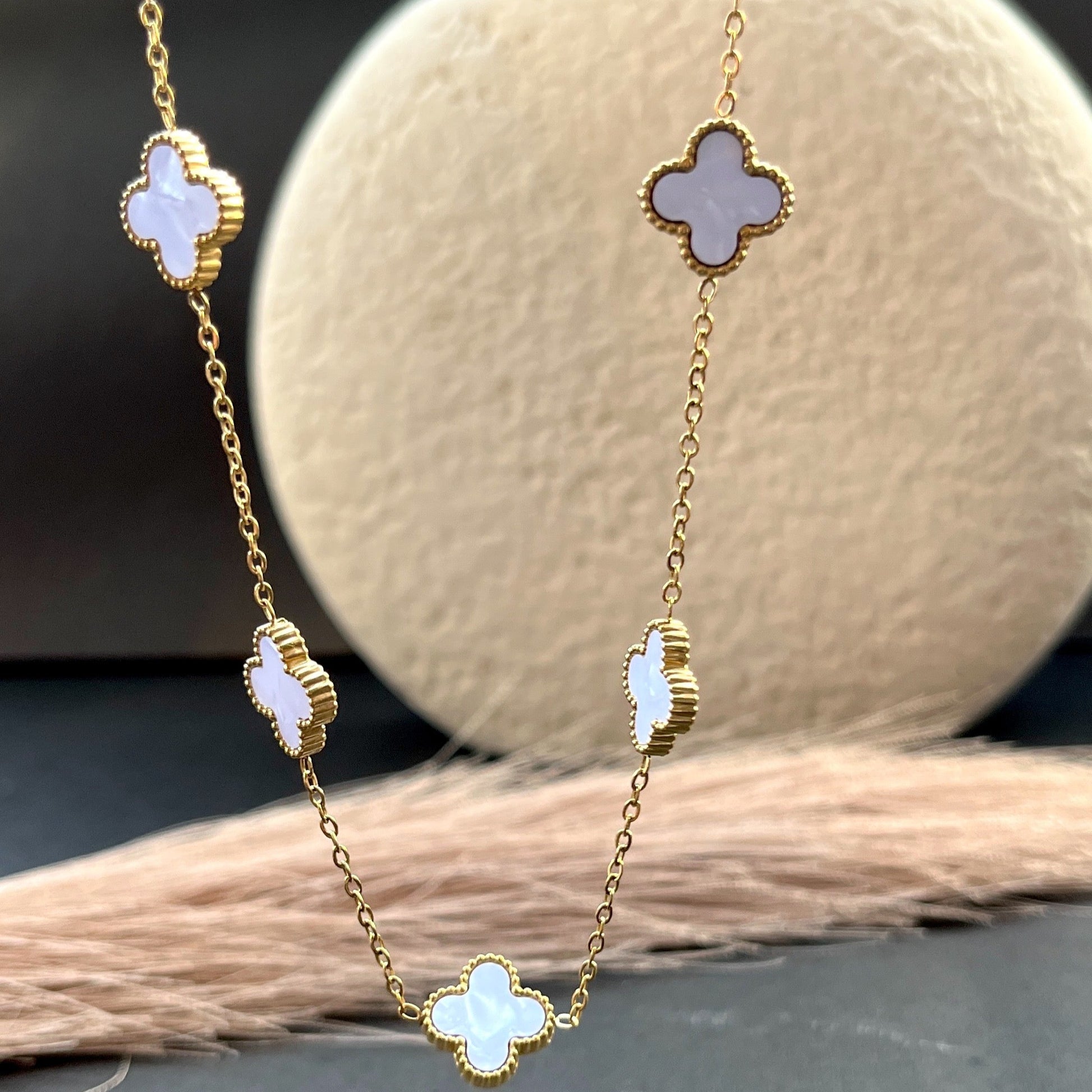 18K gold plated minimalist necklace anti-tarnish daily wear jewelry for women,18K gold plated dainty bracelet ,anti-tarnish finish, perfect for office wear and casual looks