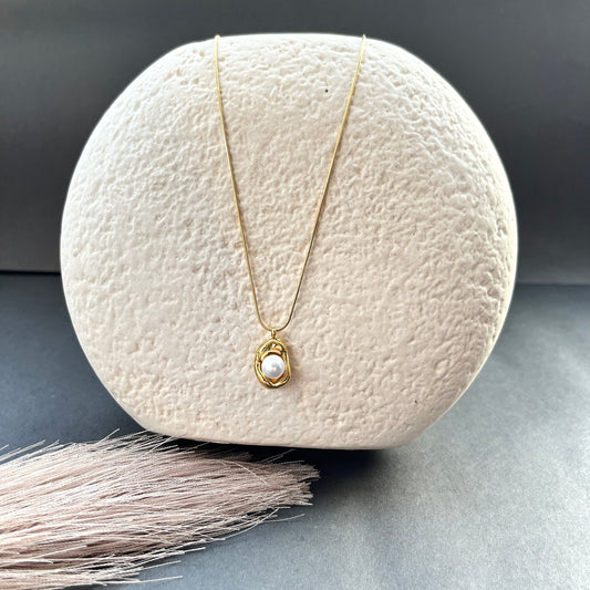 18K gold plated minimalist necklace anti-tarnish daily wear jewelry for women,18K gold plated dainty bracelet ,anti-tarnish finish, perfect for office wear and casual looks