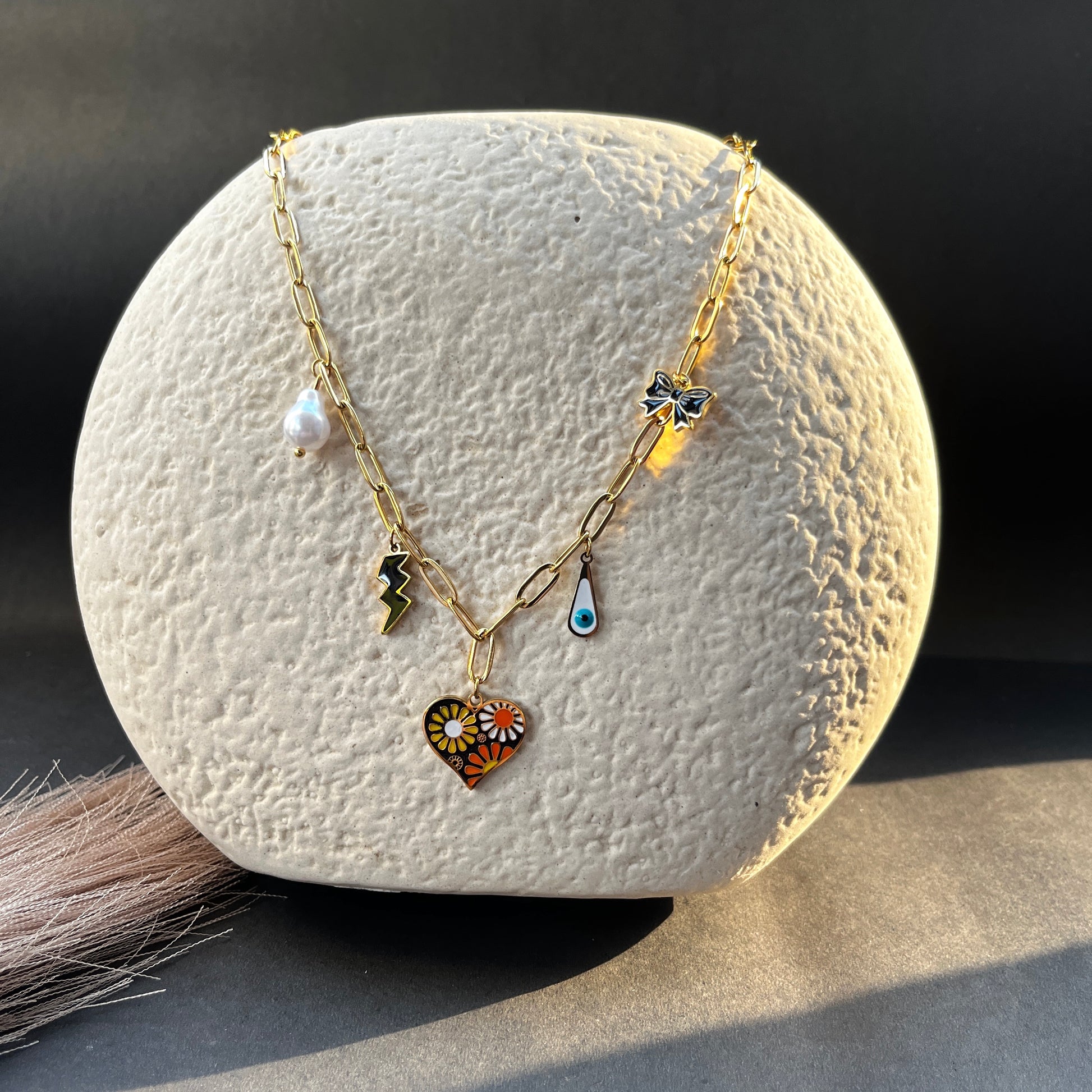 18K gold plated minimalist necklace anti-tarnish daily wear jewelry for women,18K gold plated dainty bracelet ,anti-tarnish finish, perfect for office wear and casual looks