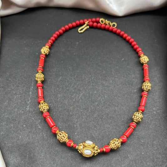 Gold look alike necklace set,Imitation jewelry,Artificial necklace set,Bridal / festive wear,Temple design / kundan / matte gold finish,Designer / traditional / ethnic