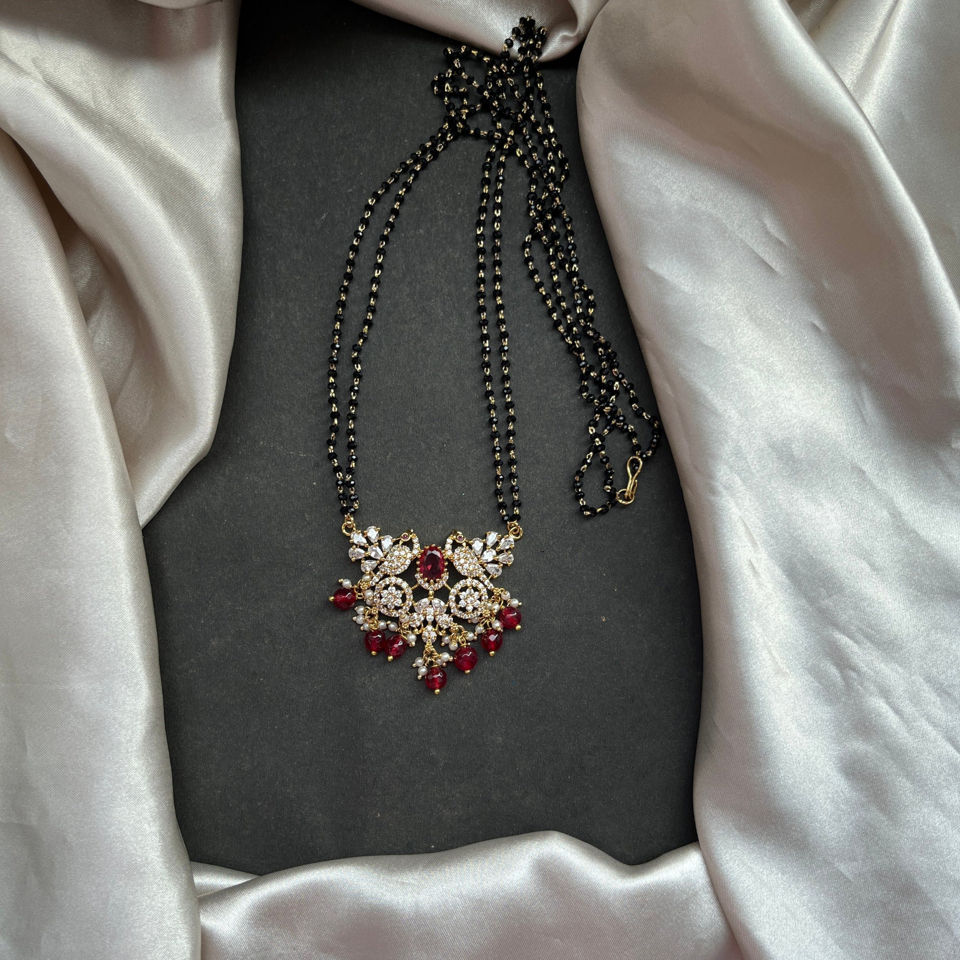 diamond mangalsutra,mangalsutra designs,wedding jewelry,black beads necklace,mangalsutra,mangalsutra designs,designer mangalsutra black beads,modern mangalsutra black beads,buy mangalsutra online black beads,mangalsutra price black beads,lightweight mangalsutra black beads