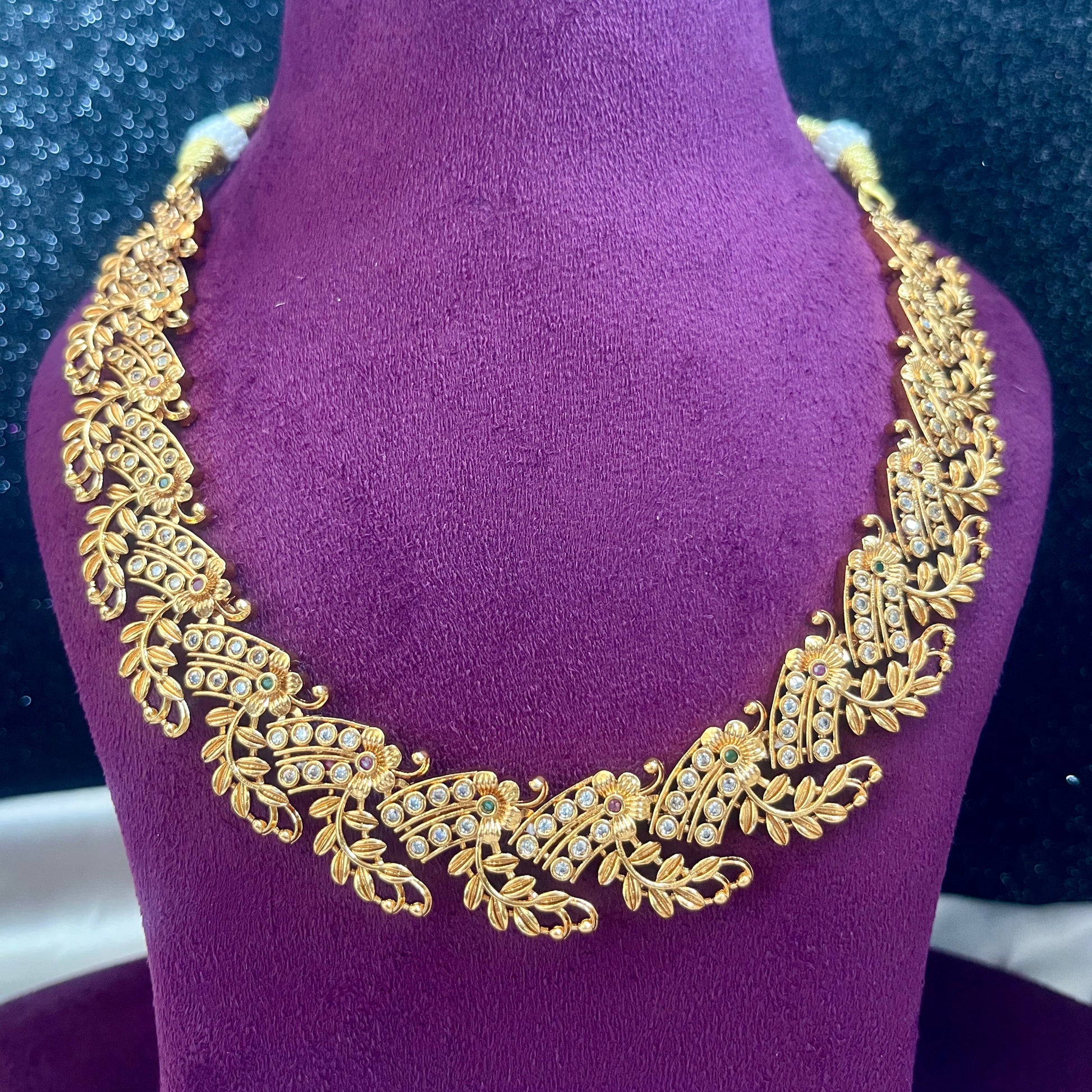#onegram #bridaljewellery #onegramjewellery #destination #onlineshopping #onegramgold #accessories #jewellery #onegramgoldjewellery #nosepin #indianjewellery #rajwadijewellery #instagood #rajasthanijewellery #maharashtra #traditionaljewellery #instagram #mattjewellery #functionjewellery #maharastrainjewelery #bangles #kolhapurijewellery #partywearjewellery #mangalsutardesigns #insta #southjewellery #india #weddingjewellery #earrings #telangana