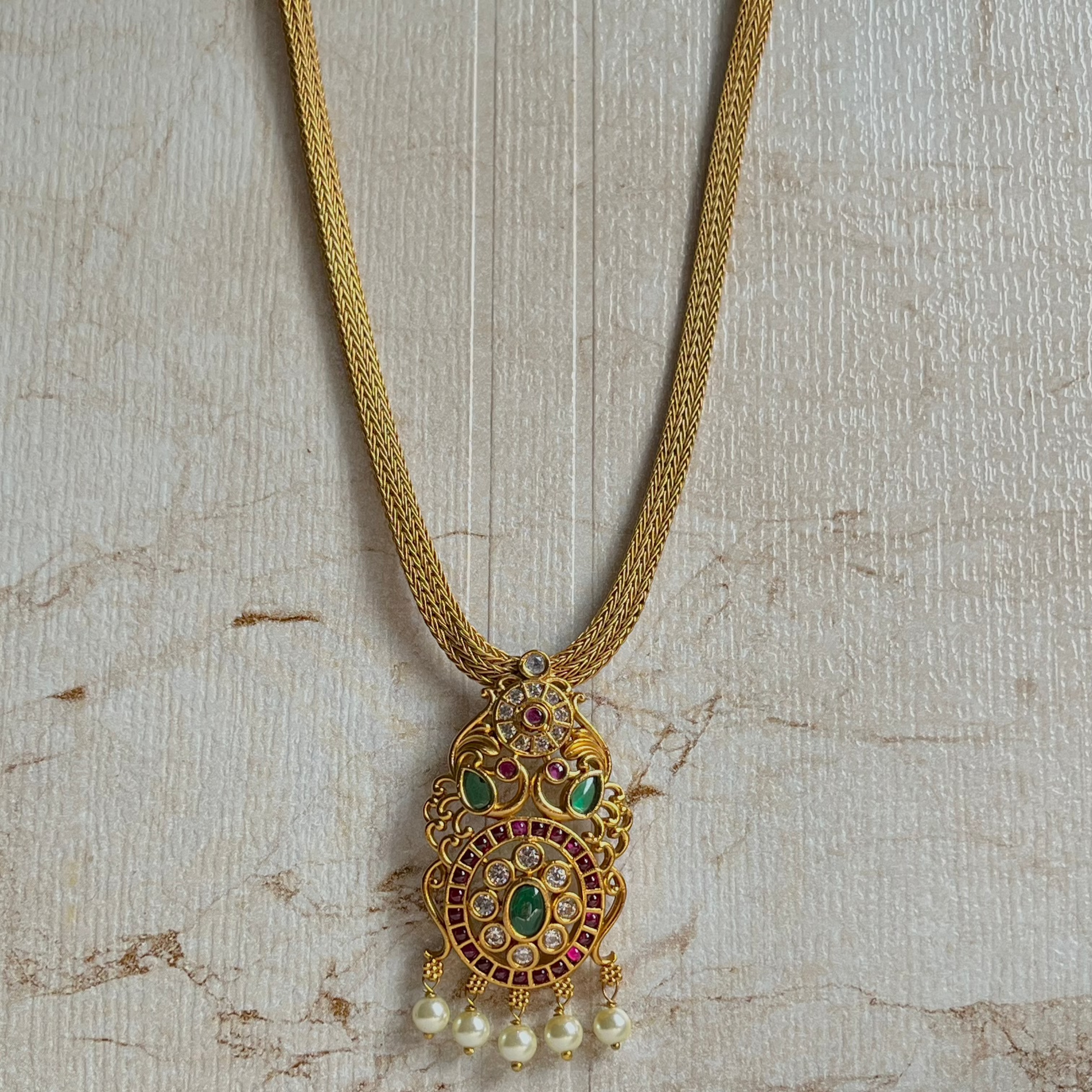 #templejewellery #meenakarijewellery #silverjewellery #chandbali #kempjewellery #fashionjewellery #oxidizedjewelry #trendy #mumbai #onlinejewellery #fashionblogger #imitationjewellery #chennaijewellery #jumka #india #bridaljewellery #indianaccessories #kemp #freeshipping #oxidized #antiquejewelry #templejewelry #bangles #celebrityjewellery #jhumki #love #aaram #dancejewelry #oxidizejewellery #silveralike#BlackBeads#Mangalsutra