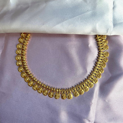  #onegram #bridaljewellery #onegramjewellery #destination #onlineshopping #onegramgold #accessories #jewellery #onegramgoldjewellery #nosepin #indianjewellery #rajwadijewellery #instagood #rajasthanijewellery #maharashtra #traditionaljewellery #instagram #mattjewellery #functionjewellery #maharastrainjewelery #bangles #kolhapurijewellery #partywearjewellery #mangalsutardesigns #insta #southjewellery #india #weddingjewellery #earrings #telangana