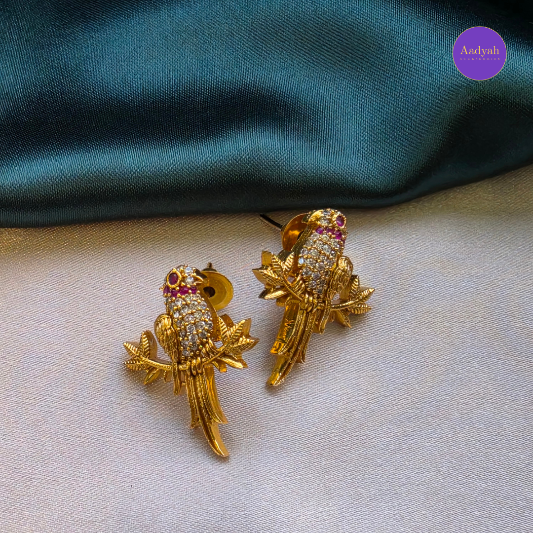 Parrot AD Necklace Set