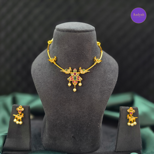 Peacock Hasli/Kante Set - Gold