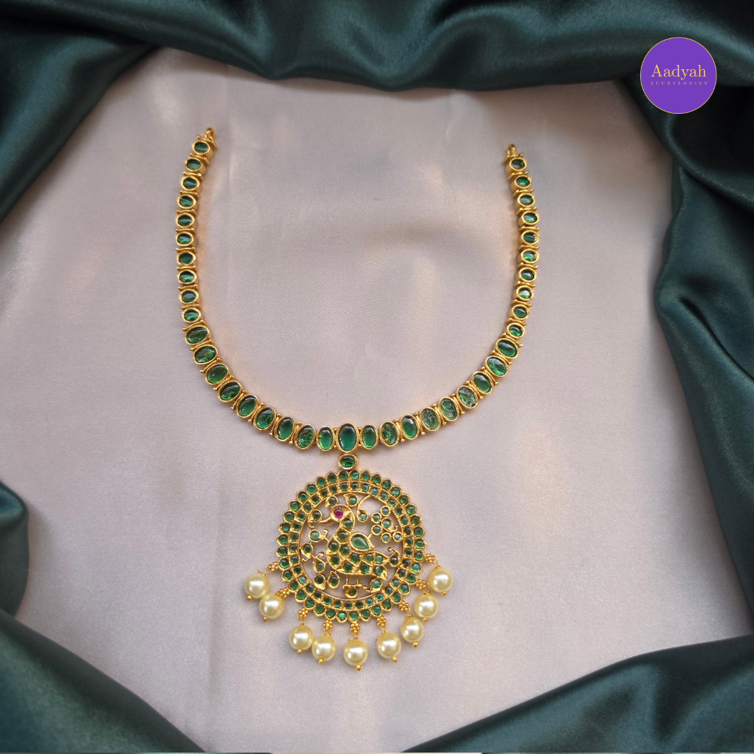 Peacock Kemp Stone Necklace Set - Green