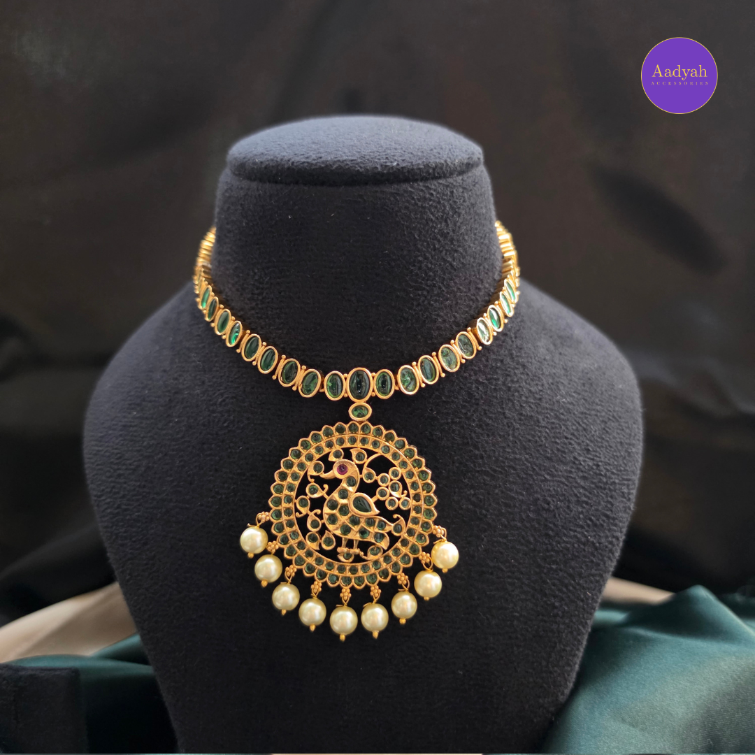 Peacock Kemp Stone Necklace Set - Green