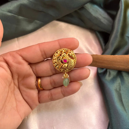 Peacock Stud - Gold