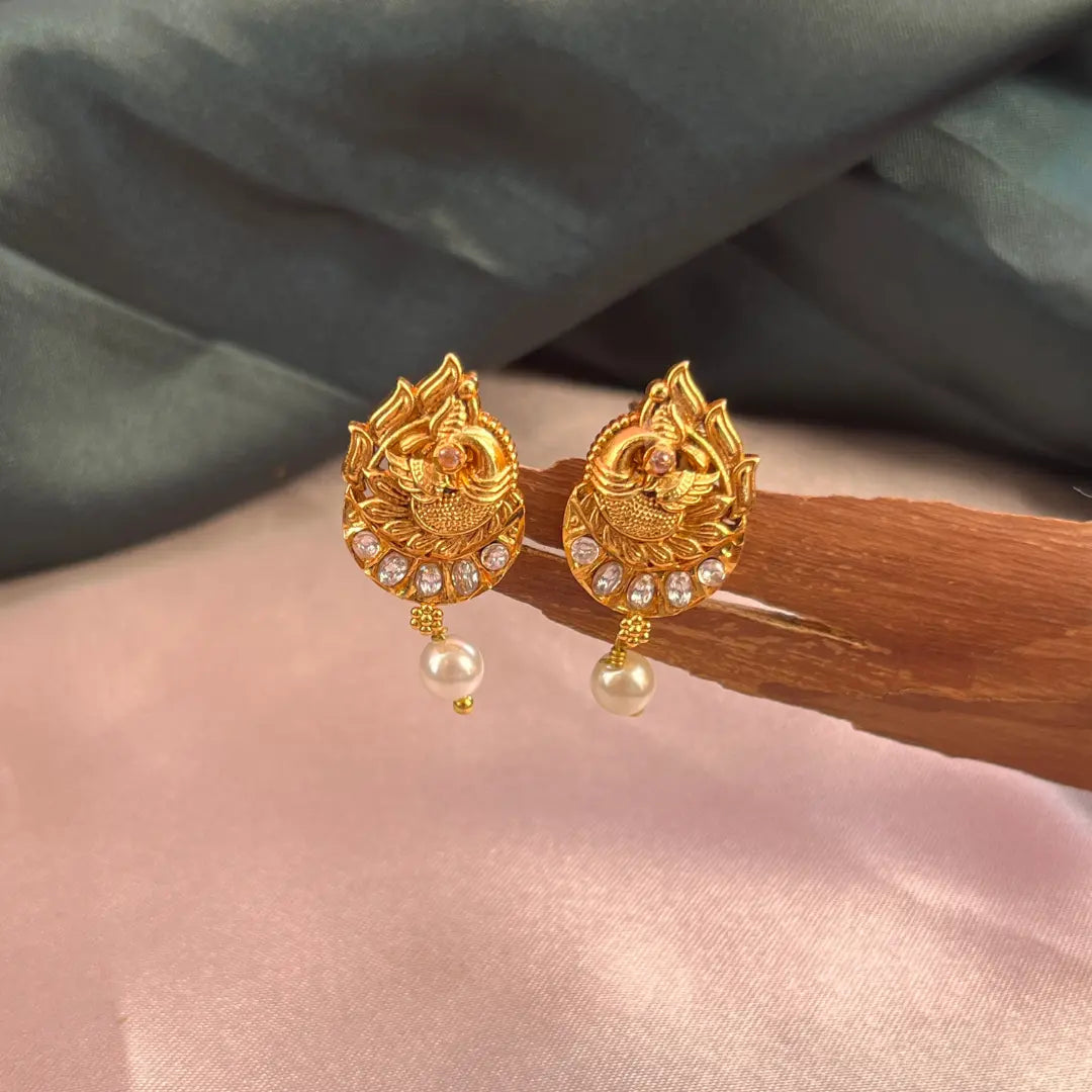 Peacock Stud - Gold