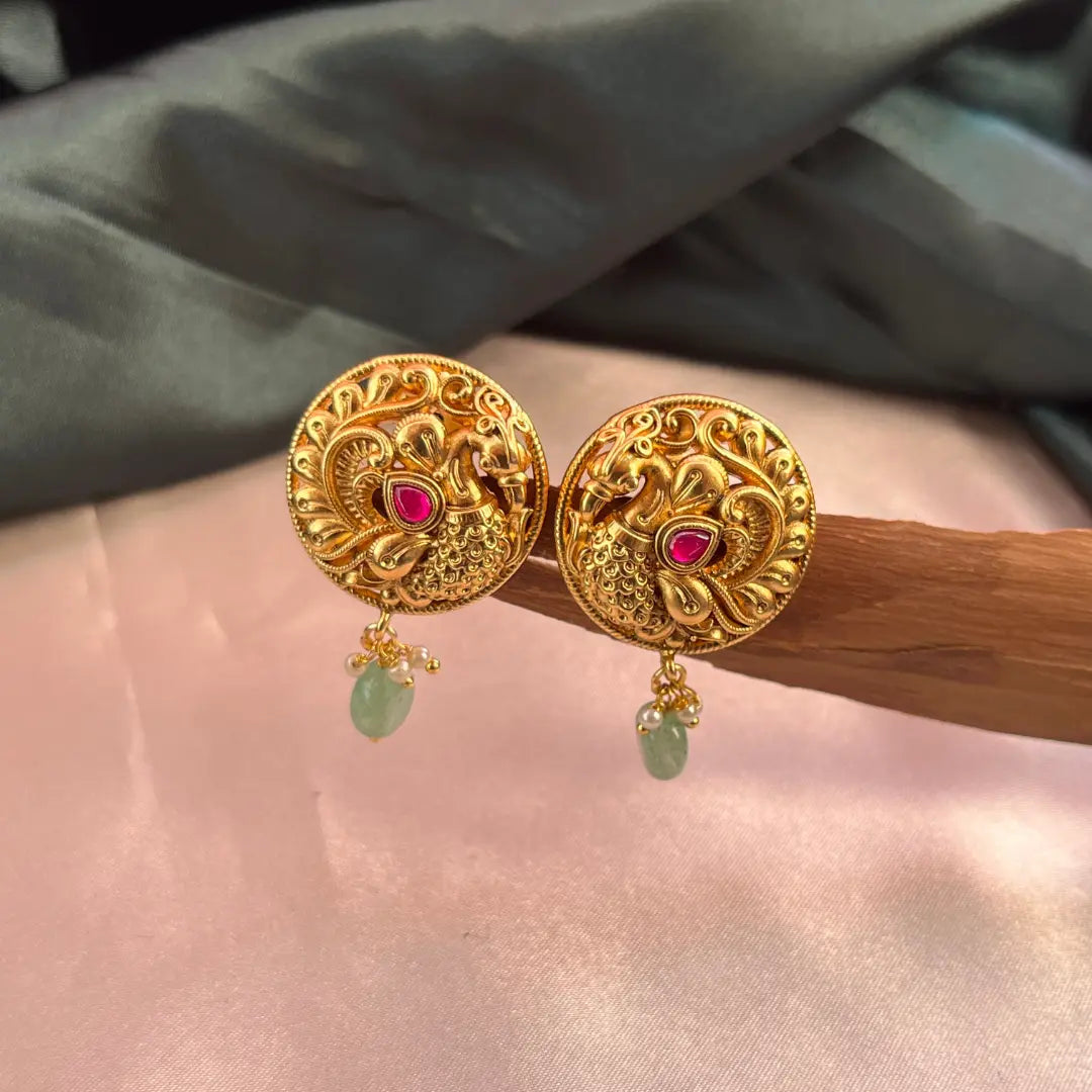 Peacock Stud - Gold