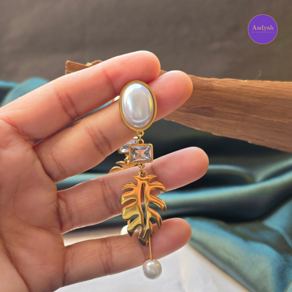 Pearl Leafy Anti-Tarnish Earring - Gold