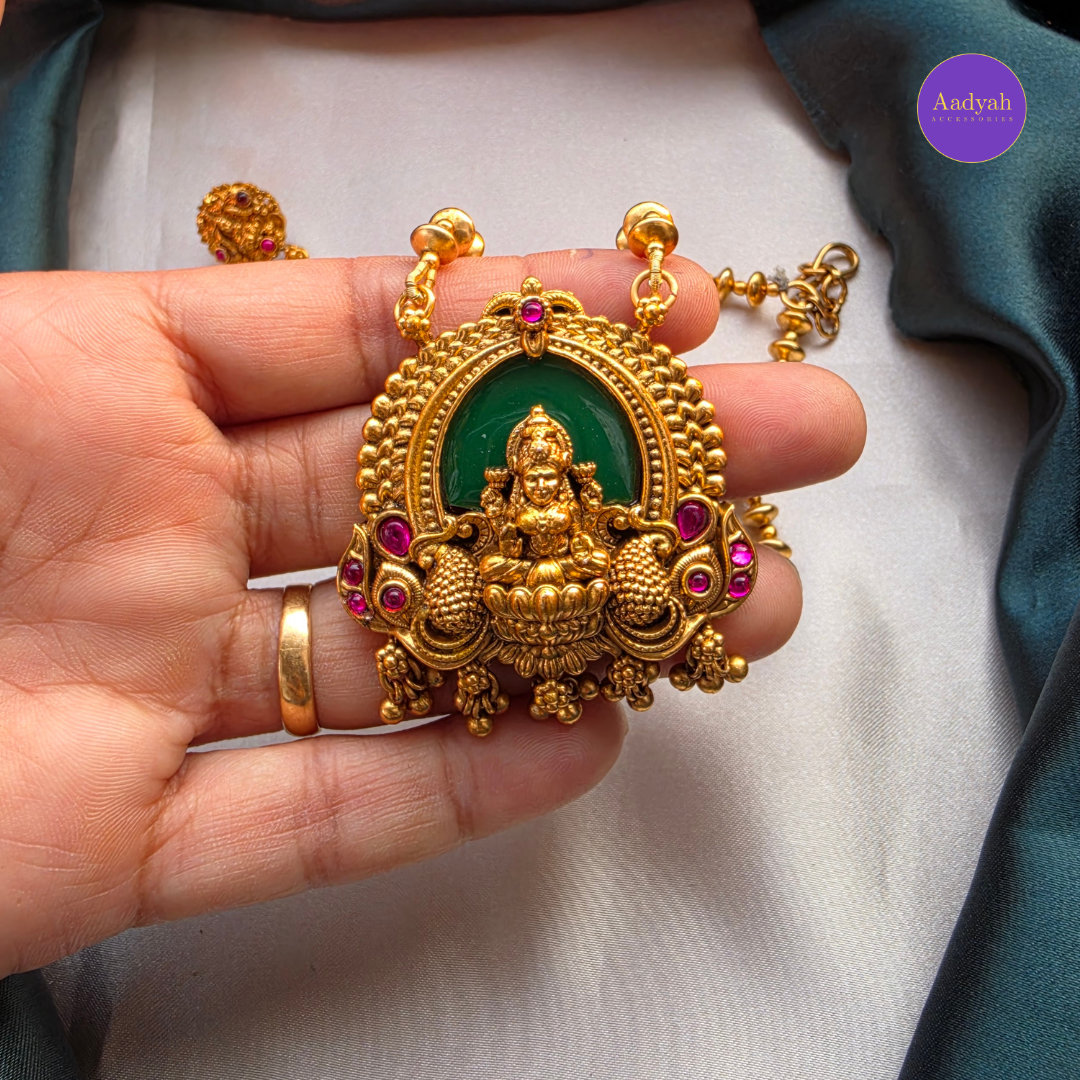 Temple Palaka Pendant Chain