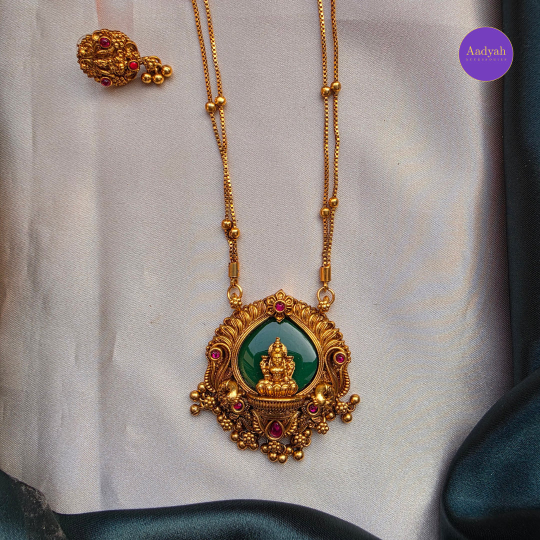 Temple Palaka Pendant Chain