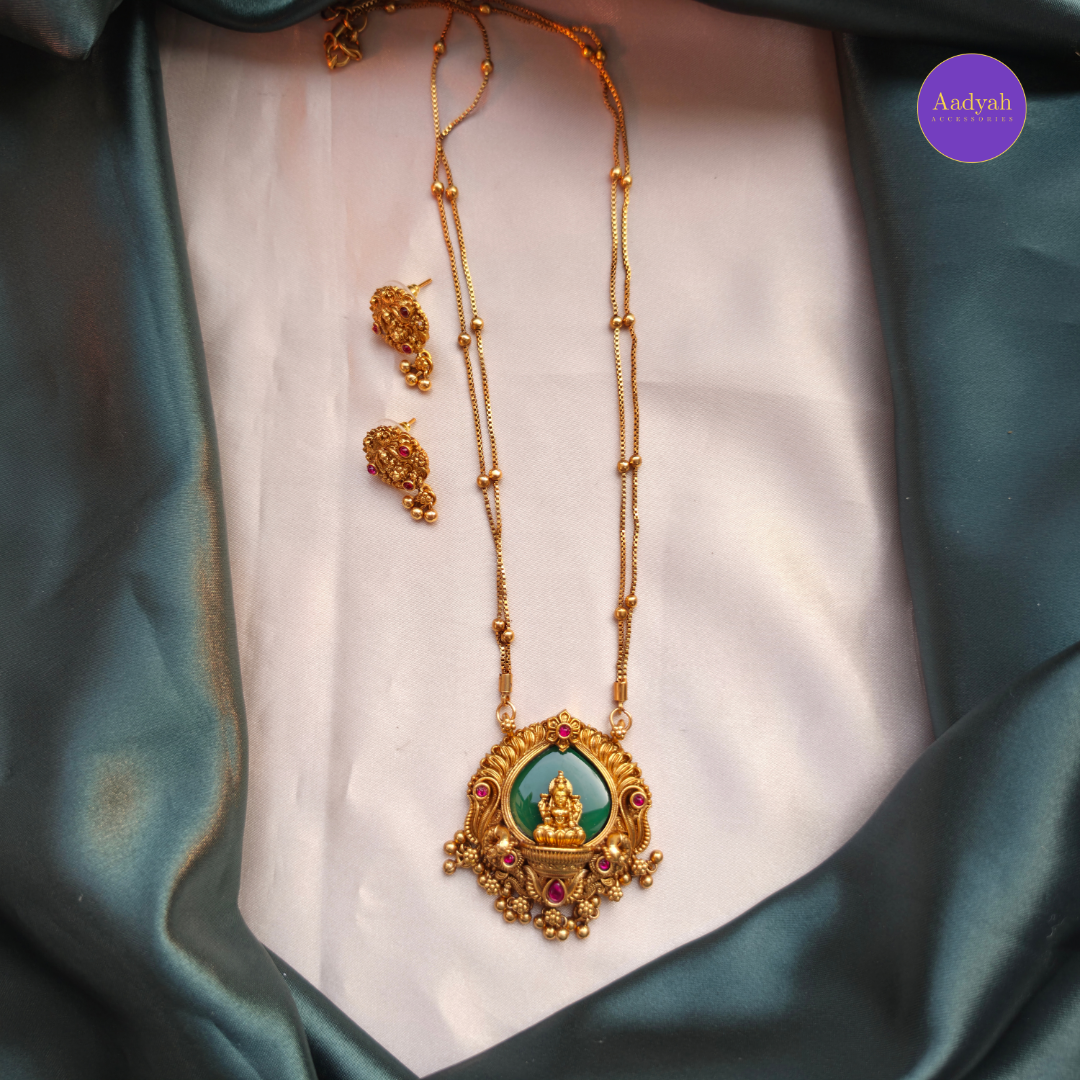 Temple Palaka Pendant Chain