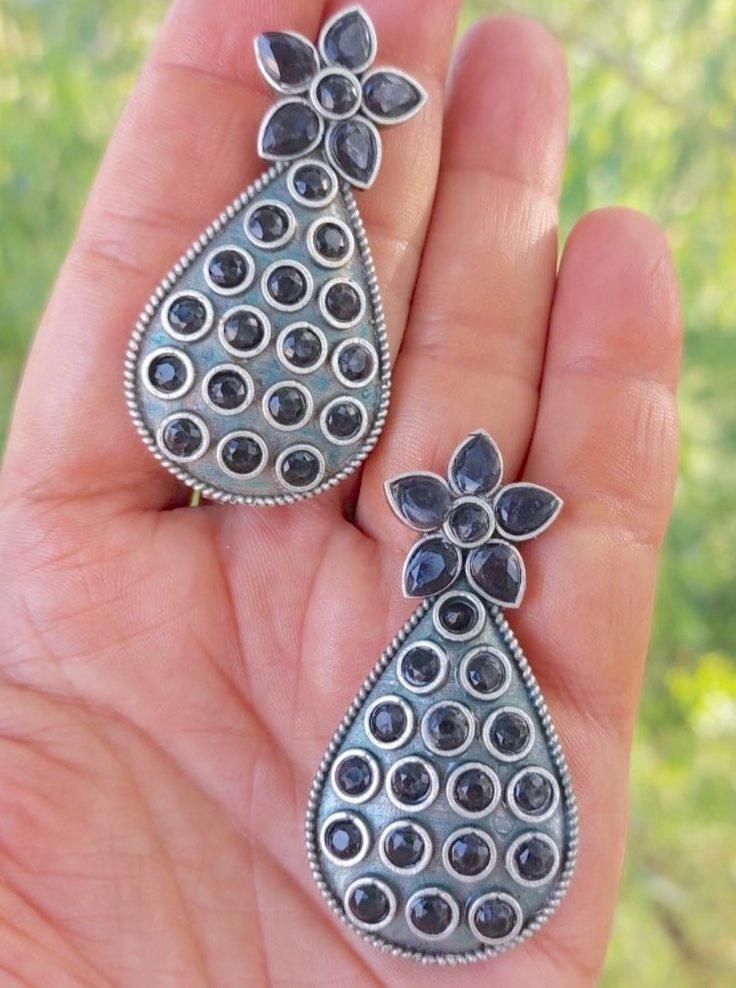 Stone Floral Oval Drop Earrings